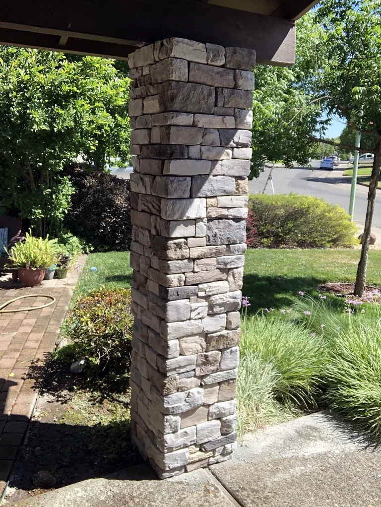 Stone veneer porch column